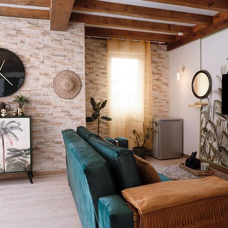 Appart Hotel Le 8 La Suite & Spa - Parking Gratuit - Mâcon Екстериор снимка