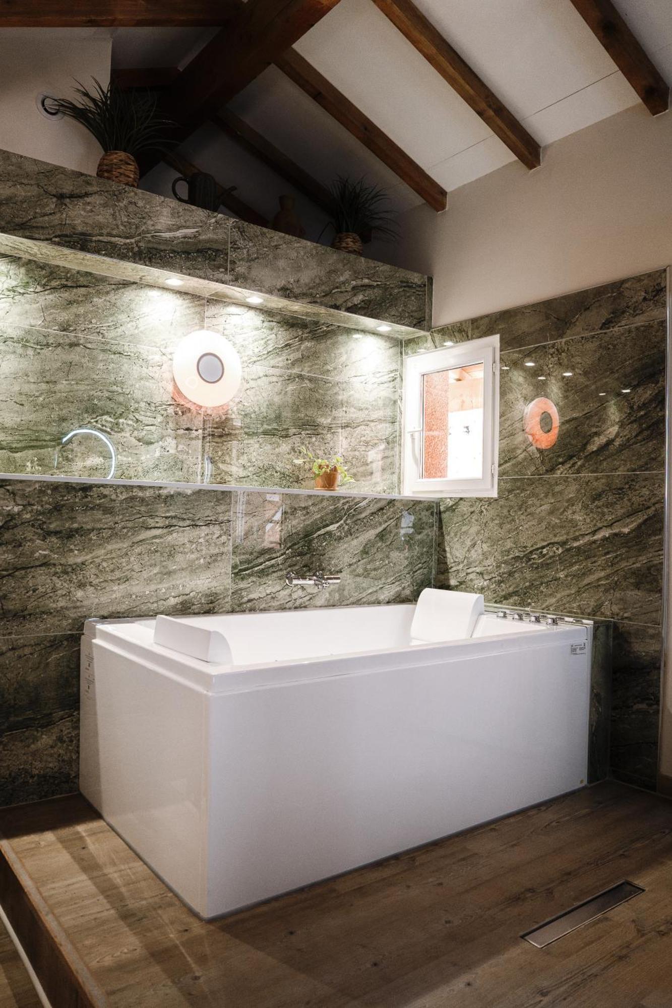 Appart Hotel Le 8 La Suite & Spa - Parking Gratuit - Mâcon Екстериор снимка